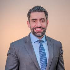 Imagem do professor Rodrigo Terra Cyrineu